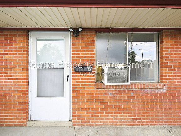 2nd image of 3944 Turnpike Dr Unit 5