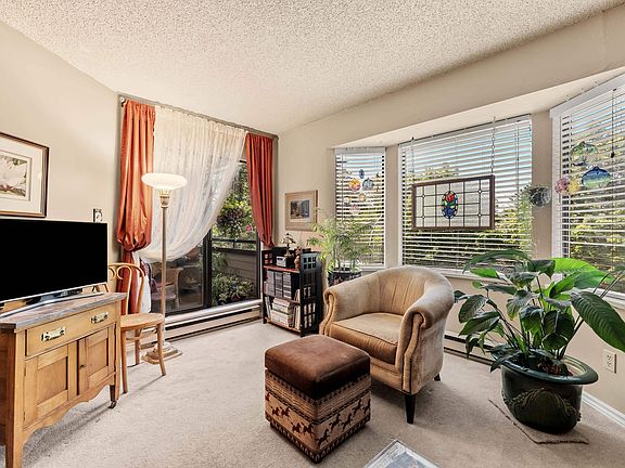 4th image of 5224 204th St #214