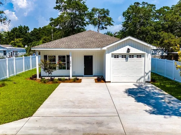 4513 Pelican St., North Myrtle Beach, SC 29582