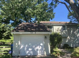 733 Tanoak Ct, Virginia Beach, VA 23462