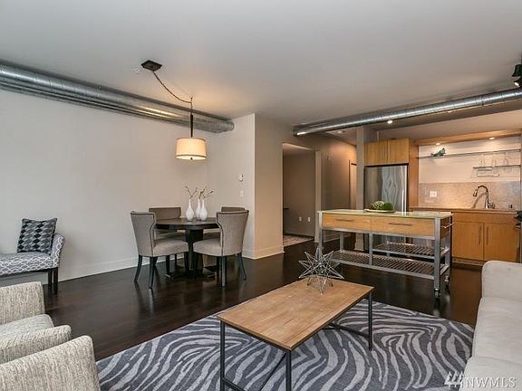 5th image of 530 Broadway Ave #205