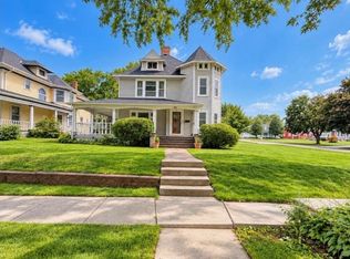 206 S 7th St, Albion, NE 68620