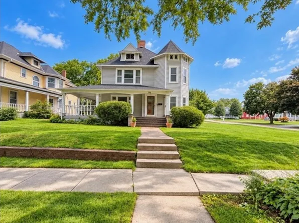 206 S 7th St, Albion, NE 68620
