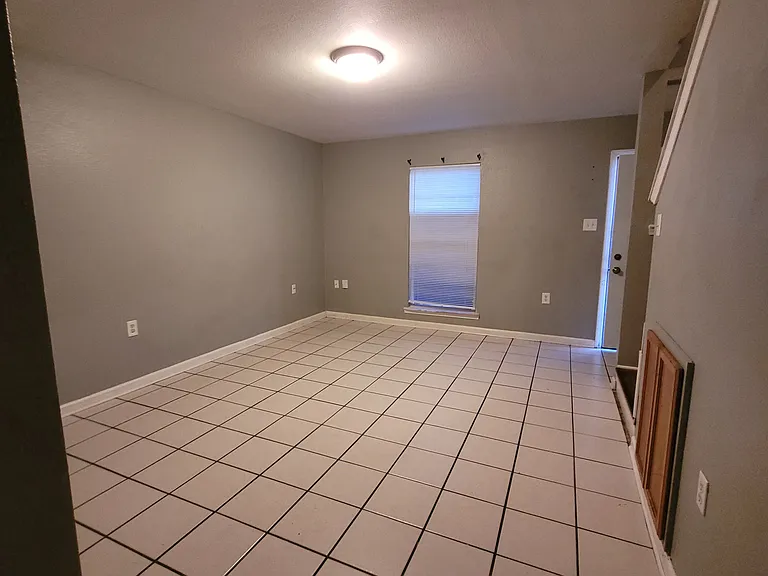 3409 Golden Dr #B — Photo 7
