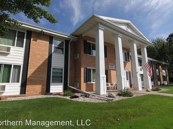 2nd image of 619 Laurel Ct #13740350