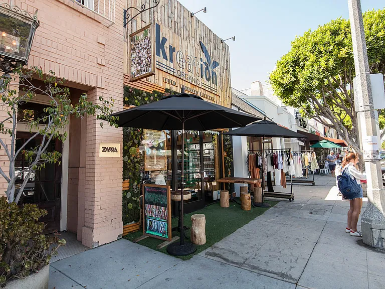 Healthy dining options abound