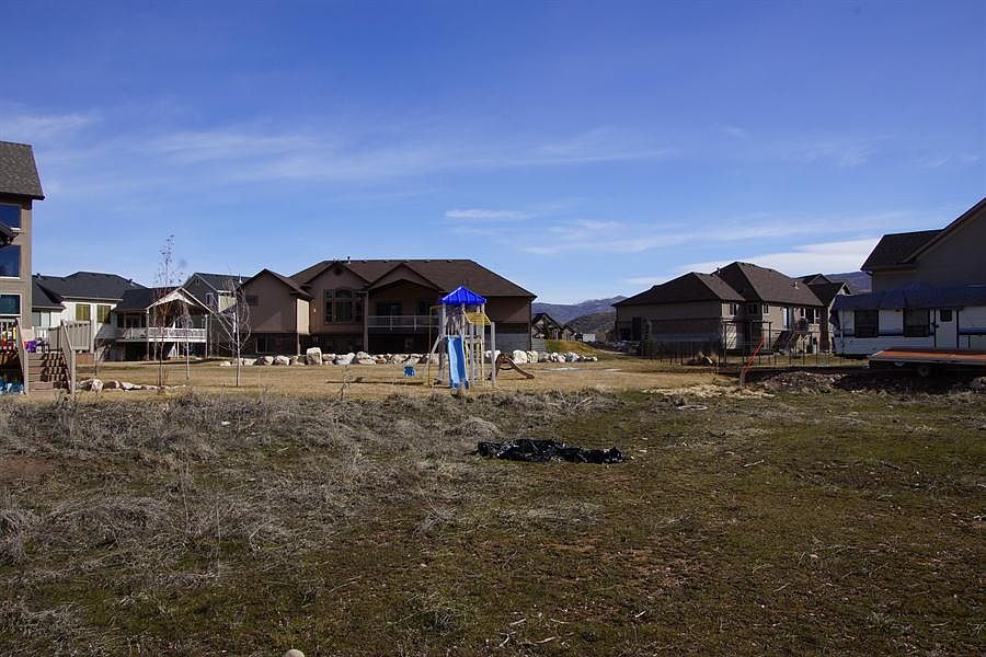 2nd image of 5706 Scenic Ln
