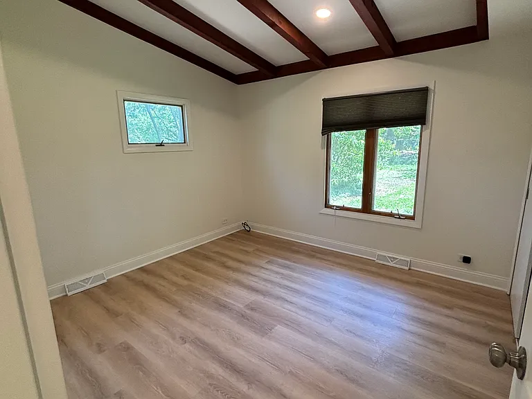 4147 Northcott Ave — Photo 7