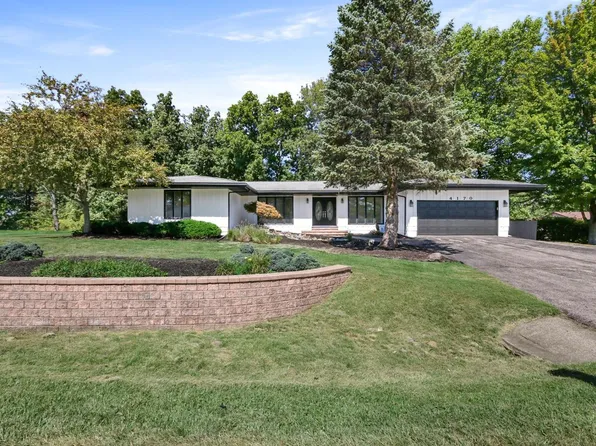 4170 Augusta Dr, Crown Point, IN 46307