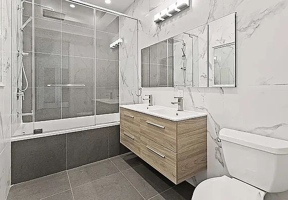 5th image of 9 E 16th St APT 2A