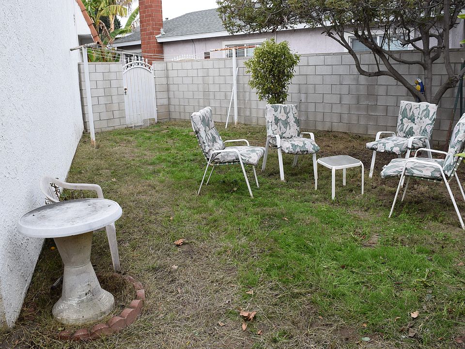 2nd image of 4624 Durfee Ave