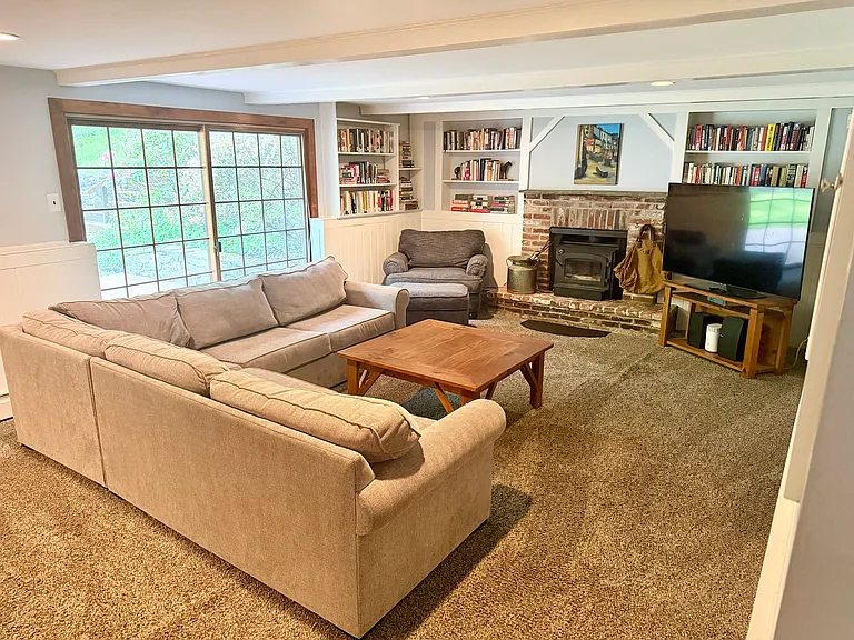 15 Plymwood Dr — Photo 26
