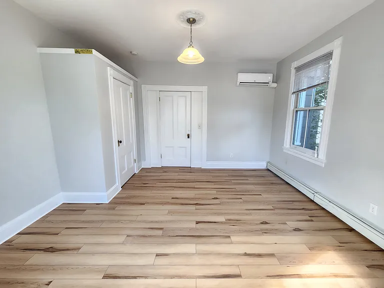 234 Brown St #2F — Photo 6