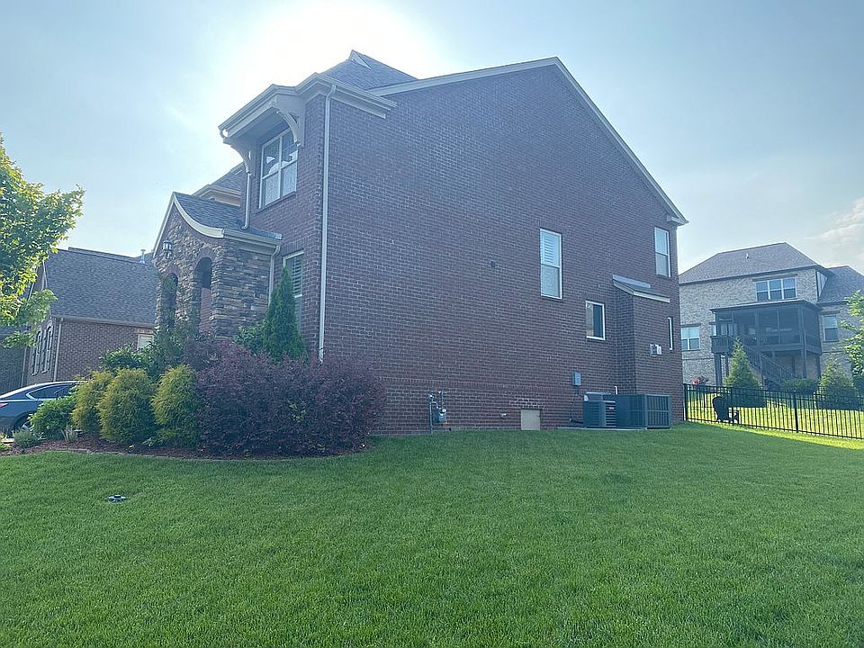 2nd image of 5154 Mountainbrook Cir
