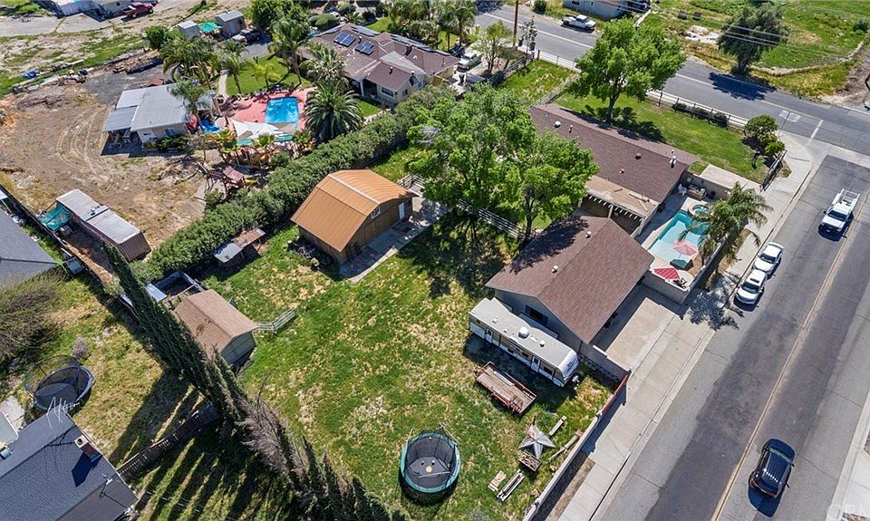 1st image of 486 N Soboba St