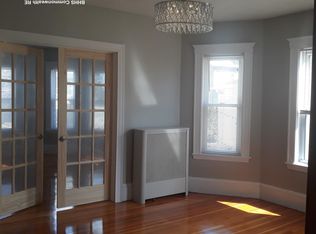 12 Oxford St, Somerville, MA 02143