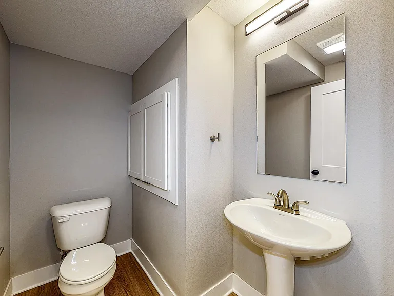308 S Walnut Ave #101 — Photo 7
