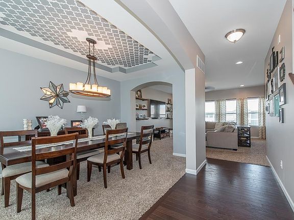 4th image of 402 Tulleries Ct