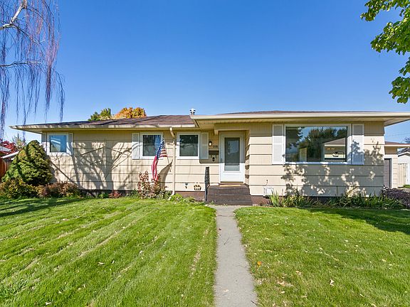 2nd image of 1816 McDonald Ave