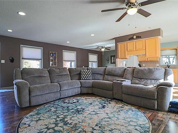 5th image of 1005 NE 73rd Pl