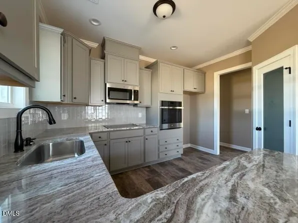 835 Olive Branch Dr, Smithfield, NC 27577