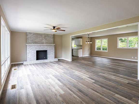4th image of 904 Argos Ave