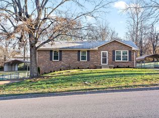 1835 Warren Dr, Clarksville, TN 37040