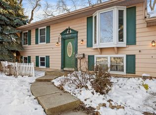 6709 Bayberry Dr, Fort Wayne, IN 46825