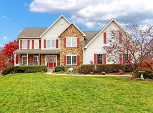 93 Skyline Ct, Gettysburg, PA 17325