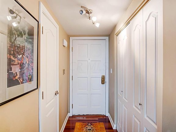 3rd image of 155 W Main St APT 1205