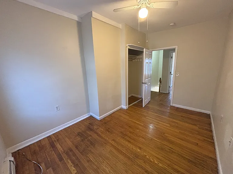 256 Ontario St — Photo 12