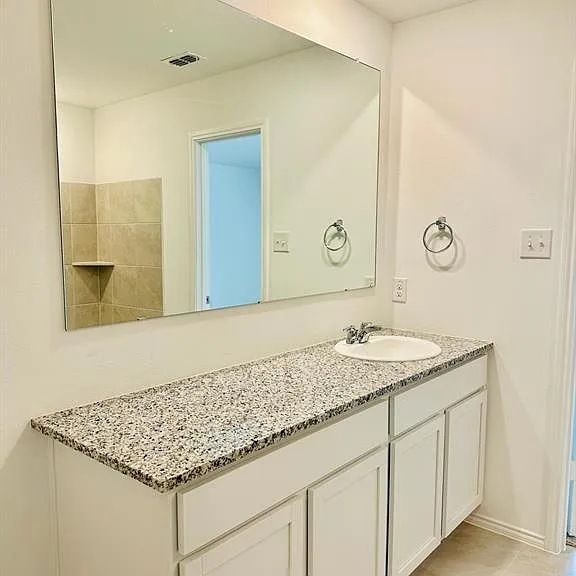 1728 Round House Ln — Photo 5