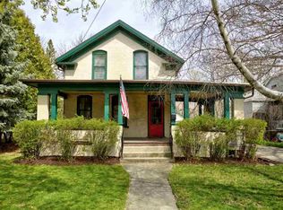 336 1st St, Menasha, WI 54952