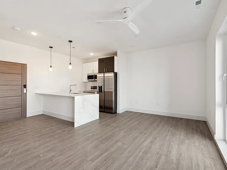 1221 E Fletcher St #208A — Photo 13