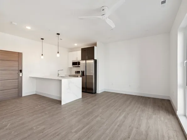 1225 E Fletcher St #208, Philadelphia, PA 19125