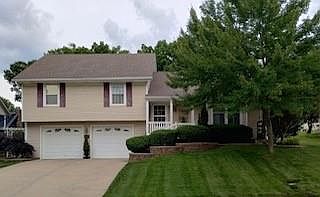 1st image of 729 SE Claremont St