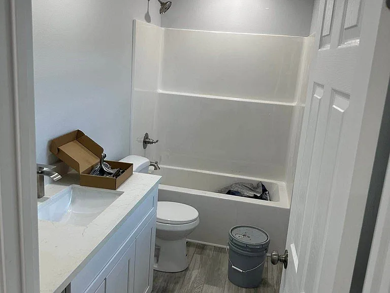 Garnet St — Photo 11