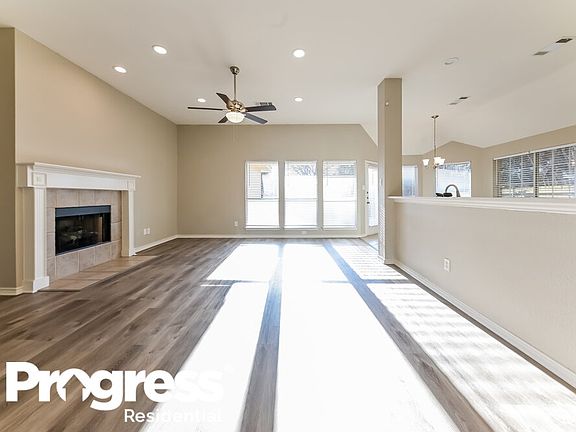 3rd image of 6336 Canyon Lake Dr