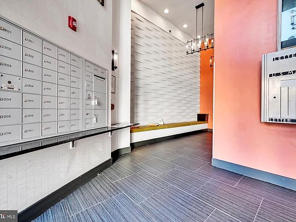 4th image of 231 State St #301