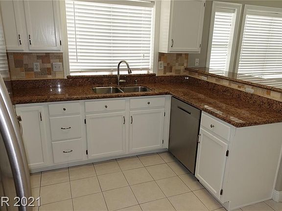 4th image of 9344 Dancing Daffodil Ave