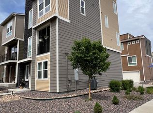 11907 Peakview Ln, Broomfield, CO 80021