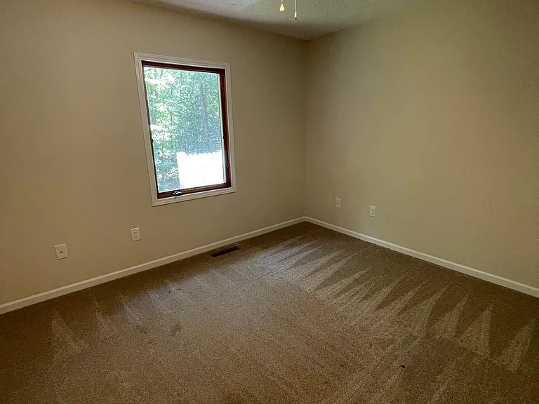 22480 Sparrow Ct — Photo 20