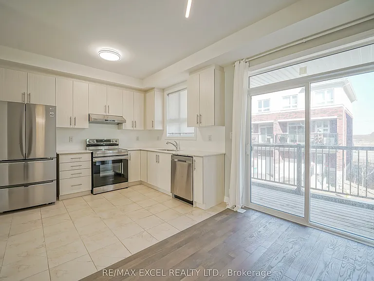 11 Chicago Ln — Photo 10