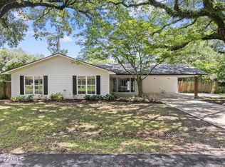 205 Live Oak Dr, Lafayette, LA 70503