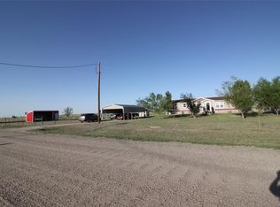 1890 Comanche Cir, Strasburg, CO 80136