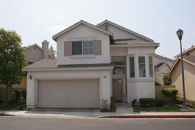 1st image of 843 N Kintyre Dr