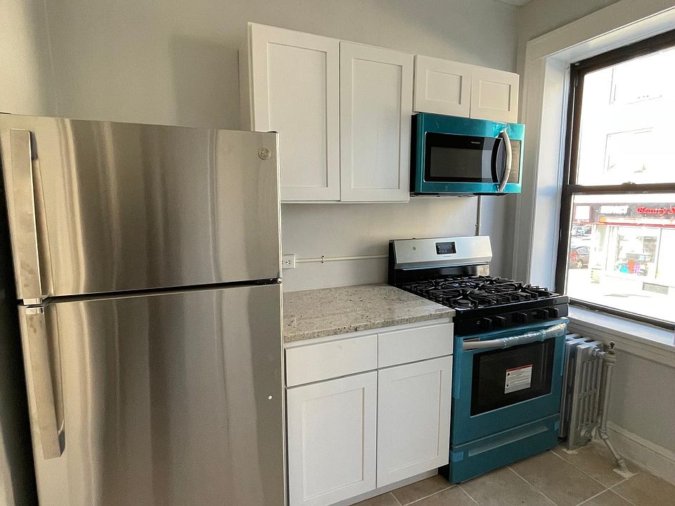 1st image of 46 Hill St #408