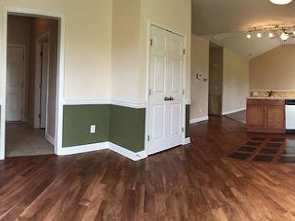 Kitchen/Bfast Nook/Pantry