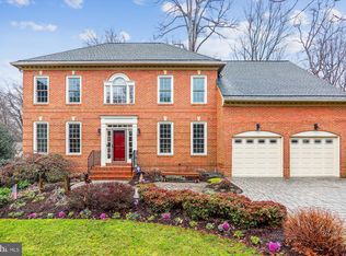 10207 Oakton Station Ct, Oakton, VA 22124