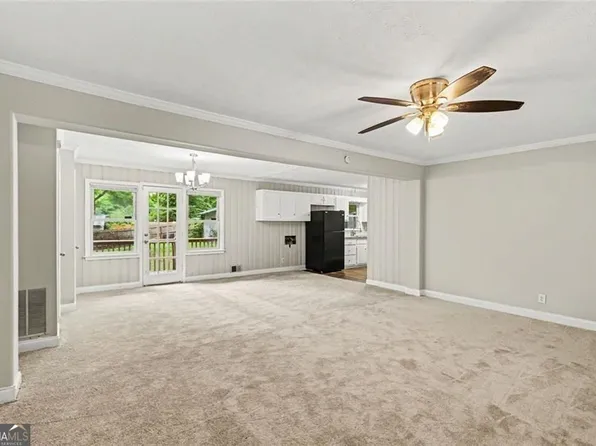 1215 S Burnt Hickory Rd, Douglasville, GA 30134